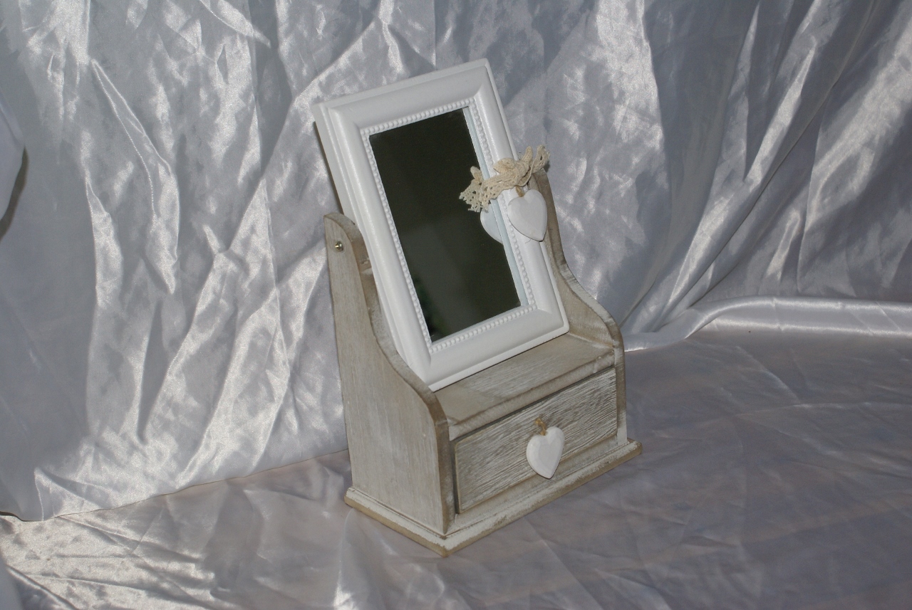 Portagioie in legno con specchio
